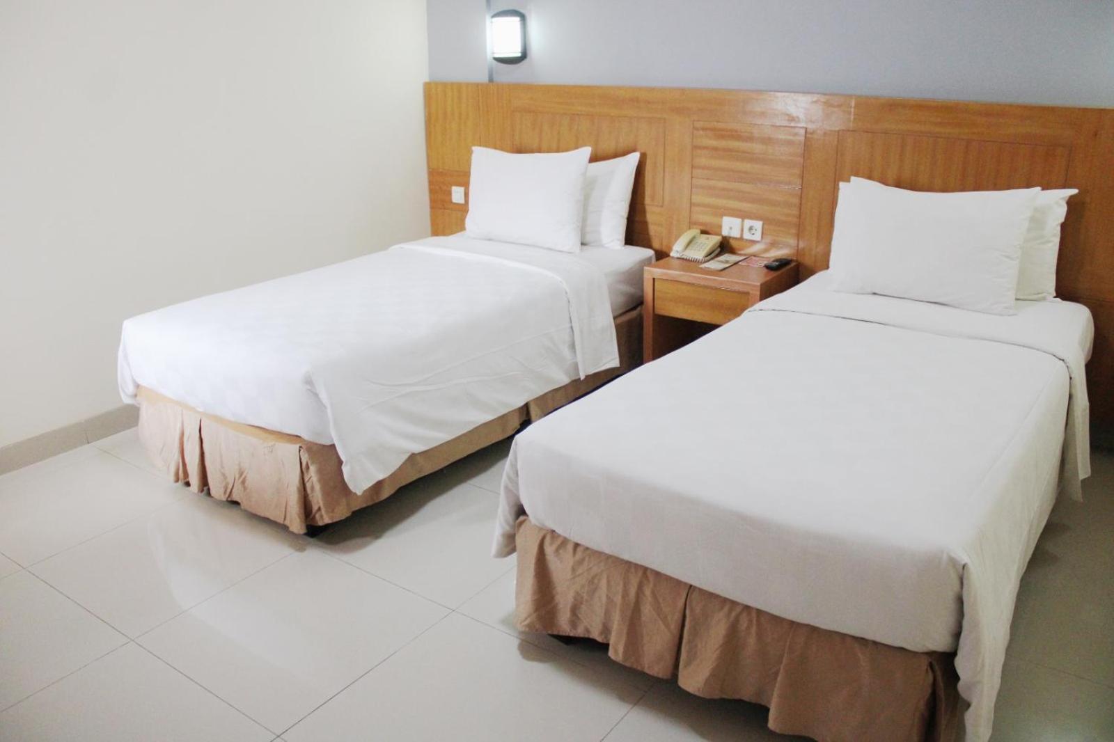 Maleosan Inn Manado Hotel Exterior photo