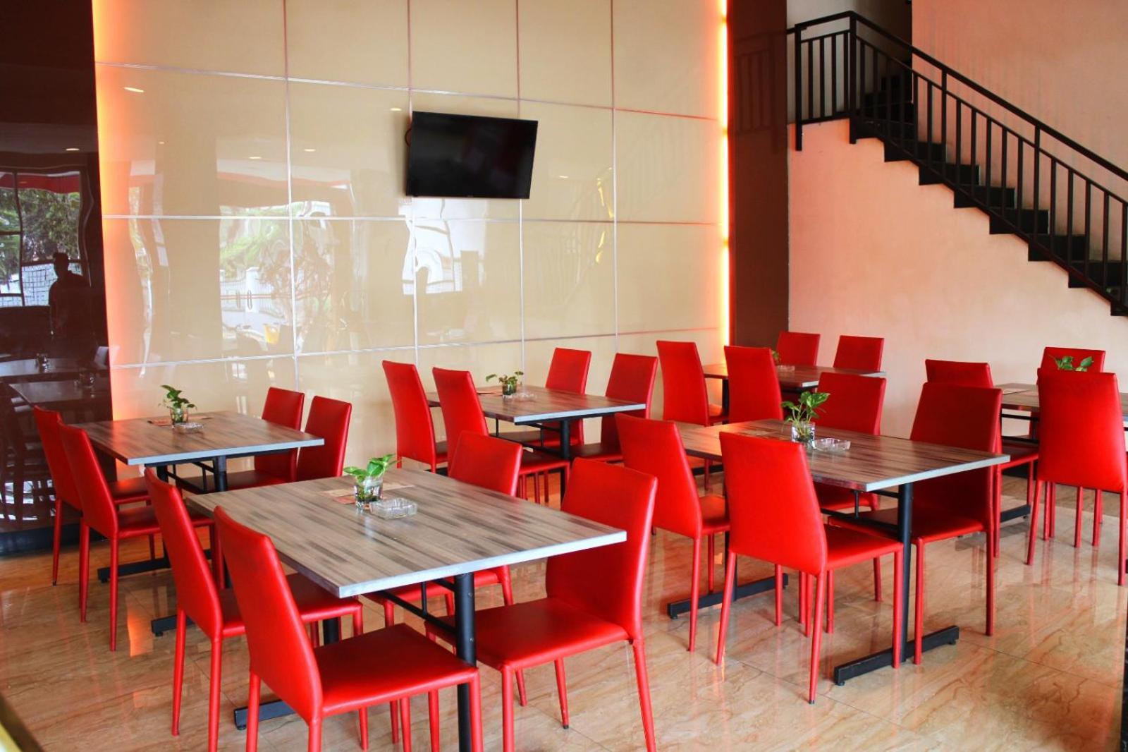 Maleosan Inn Manado Hotel Exterior photo